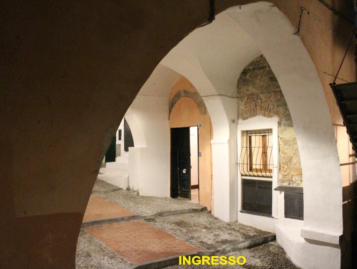 Ferienwohnung In Centro Citta, Nei Vicoli Del Borgo Sanremo Exterior foto