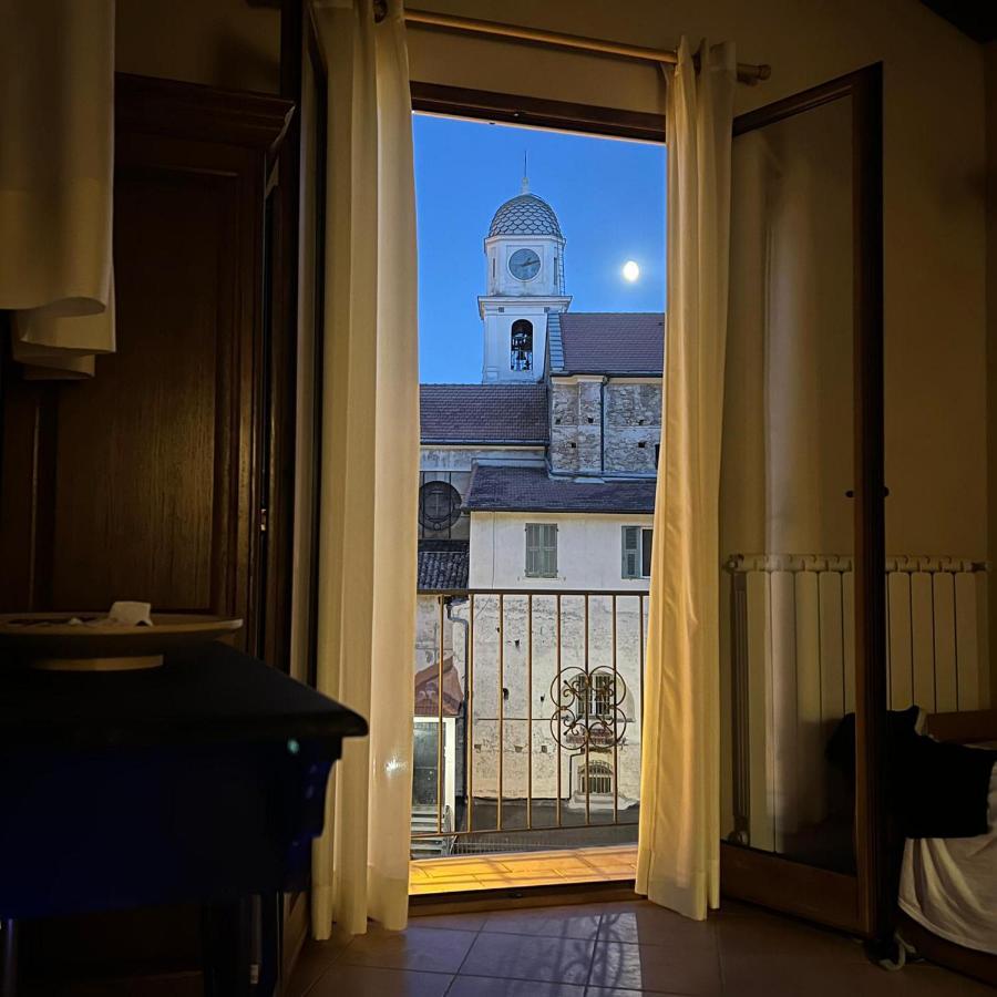 Ferienwohnung In Centro Citta, Nei Vicoli Del Borgo Sanremo Exterior foto